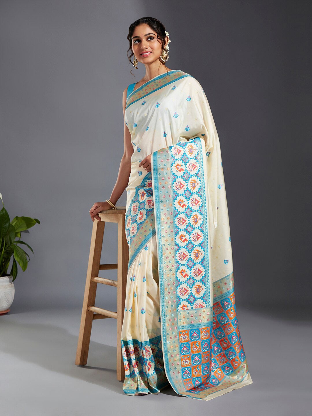 

panchhi Ethnic Woven Design Zari Satin Banarasi Saree, Turquoise blue