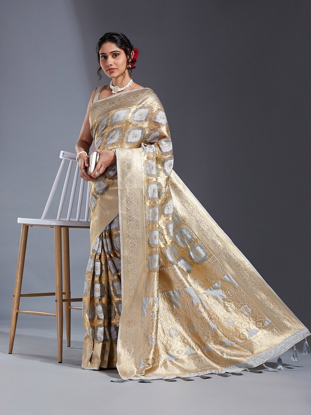 

panchhi Ethnic Woven Design Zari Satin Banarasi Saree, Silver