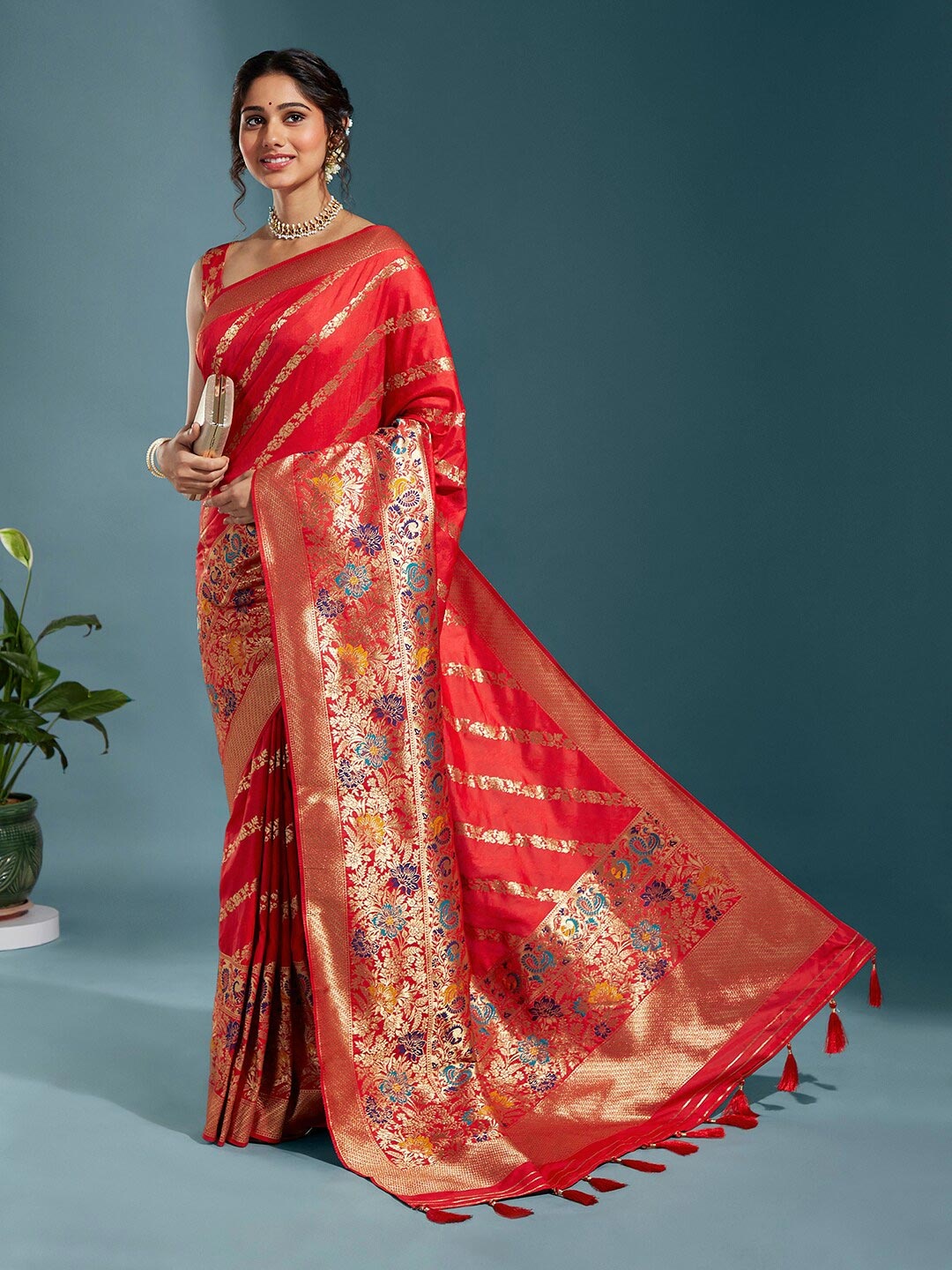 

panchhi Ethnic Woven Design Zari Satin Banarasi Saree, Red
