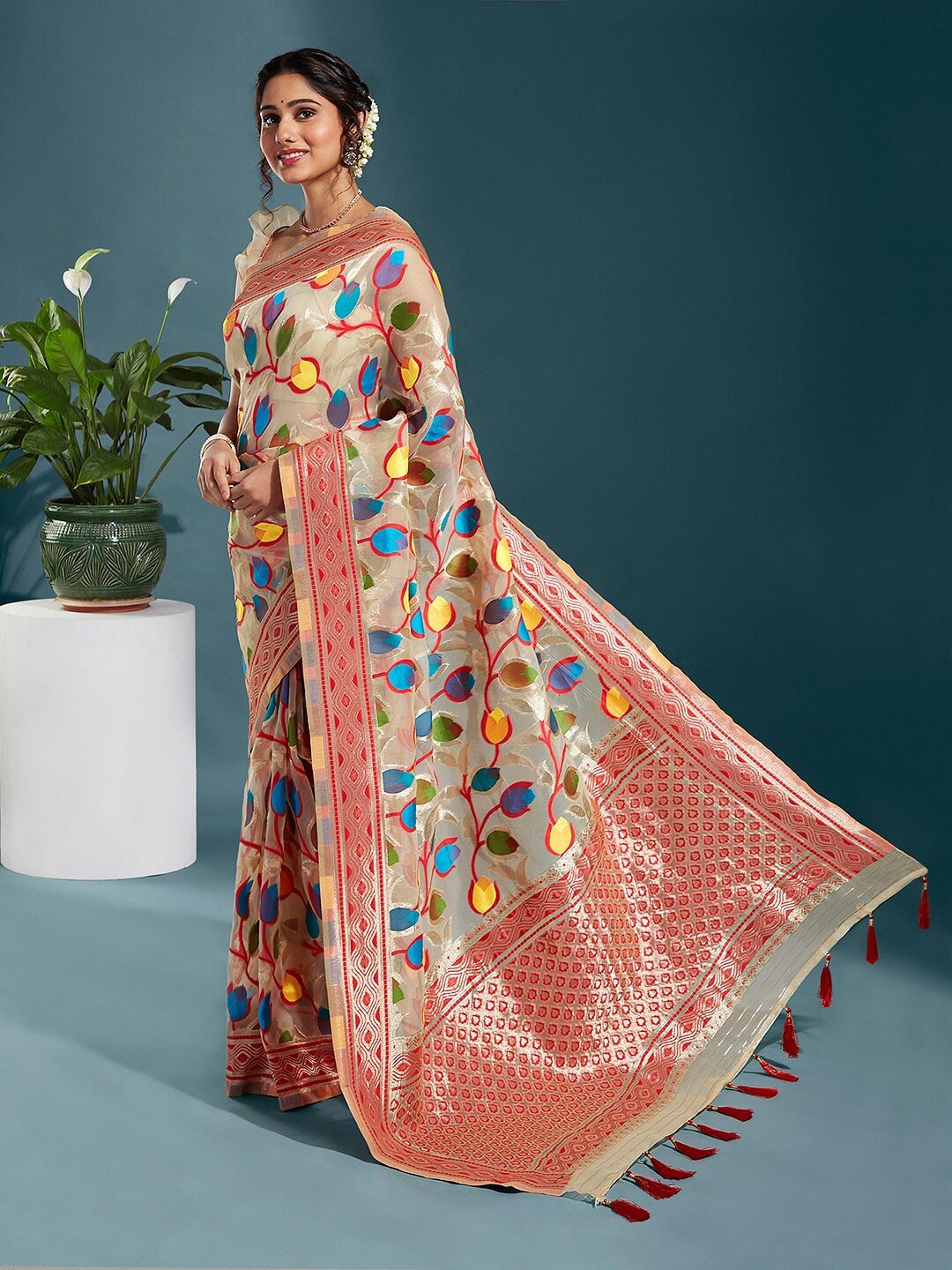 

panchhi Floral Woven Design Zari Organza Banarasi Saree, Beige