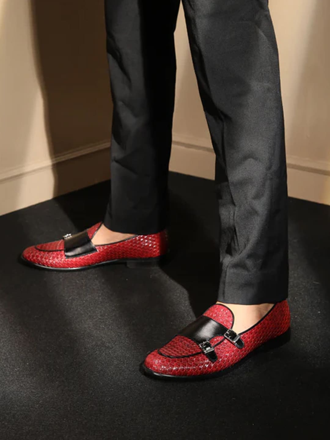 

MONKSTORY Men Magnificos Woven Design Formal Double Monks Shoes With Buckle Detail, Burgundy