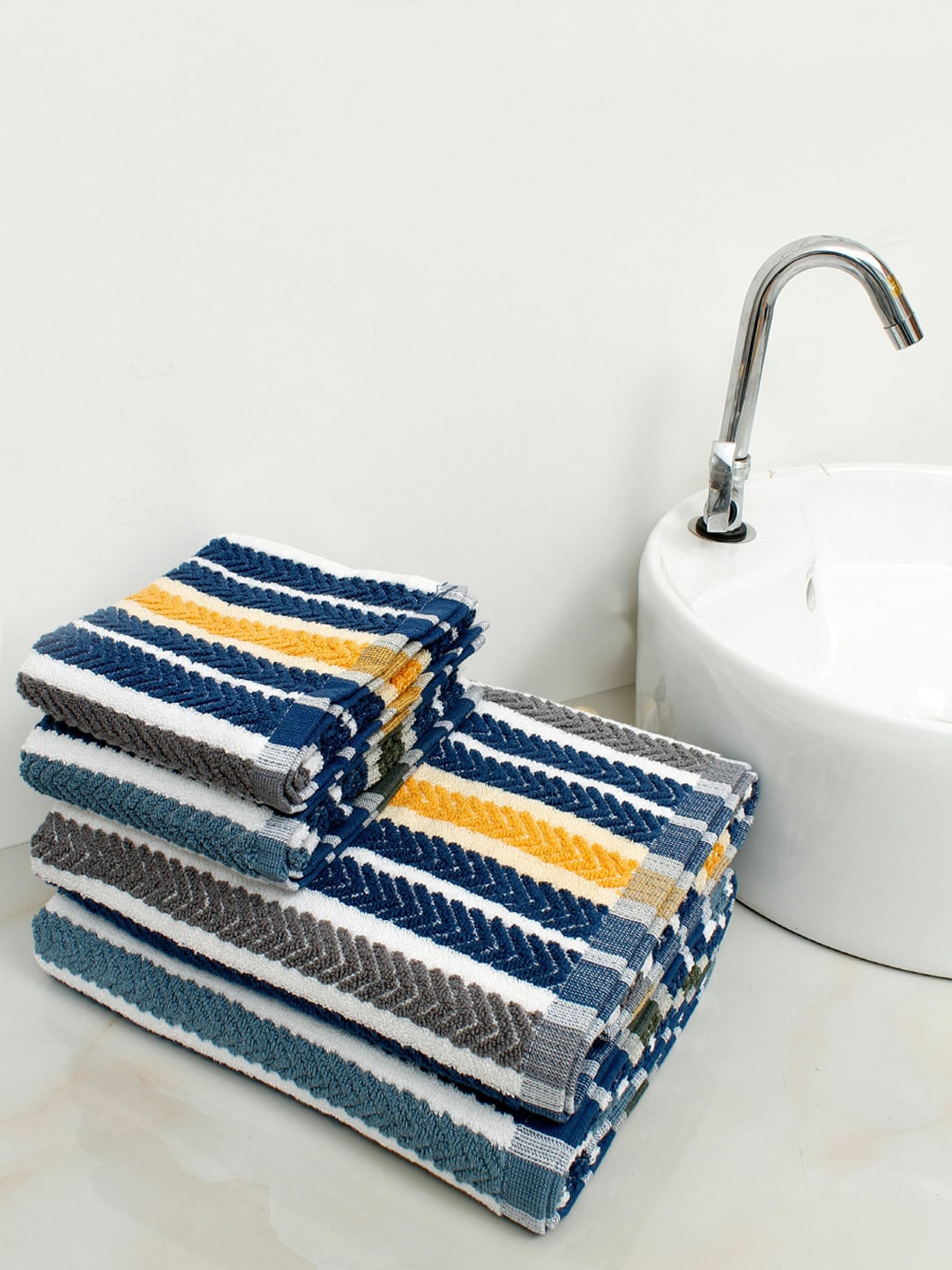 

AVI Living Mustard & Grey 4 Pieces Striped 500 GSM Pure Cotton Towel Set