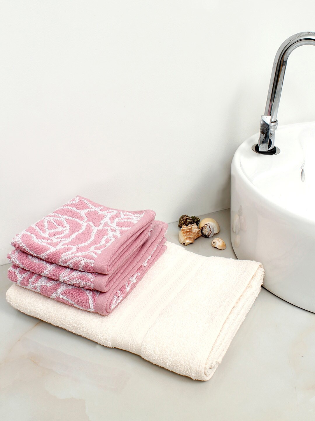 

AVI Living Pink & White 4 Pcs Floral Pure Cotton Towel Set