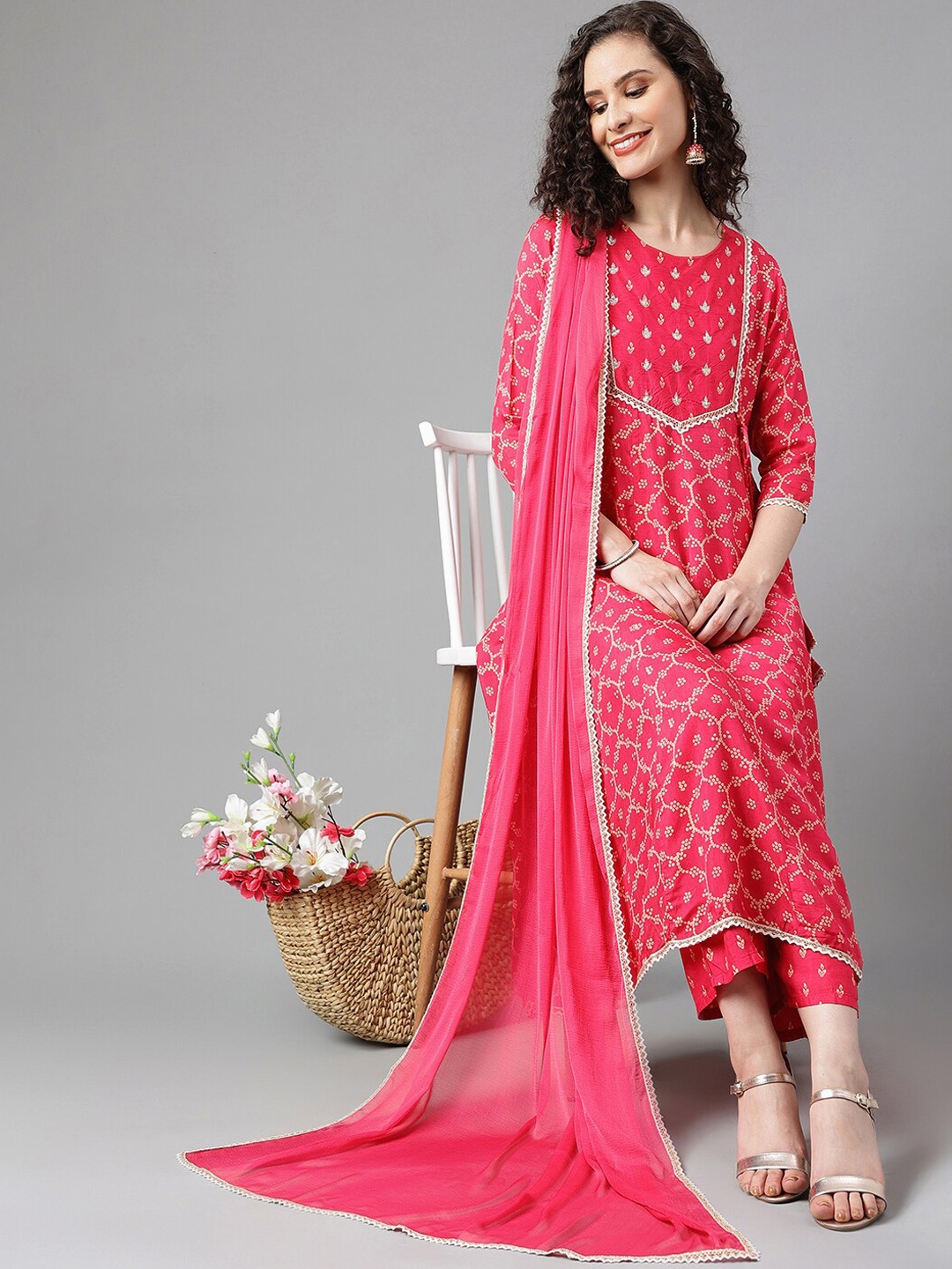 

Khushal K Bandhani Printed Gotta Patti Kurta with Palazzos & Dupatta, Red