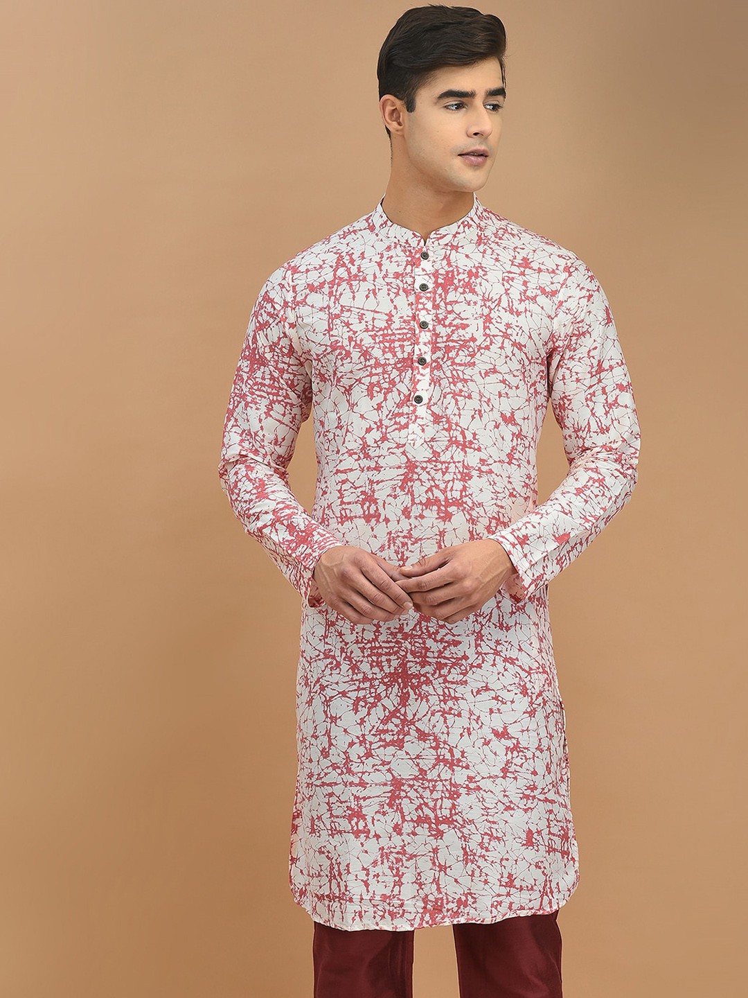 

DEYANN Band Collar Abstract Printed Cotton Silk Kurta, Red