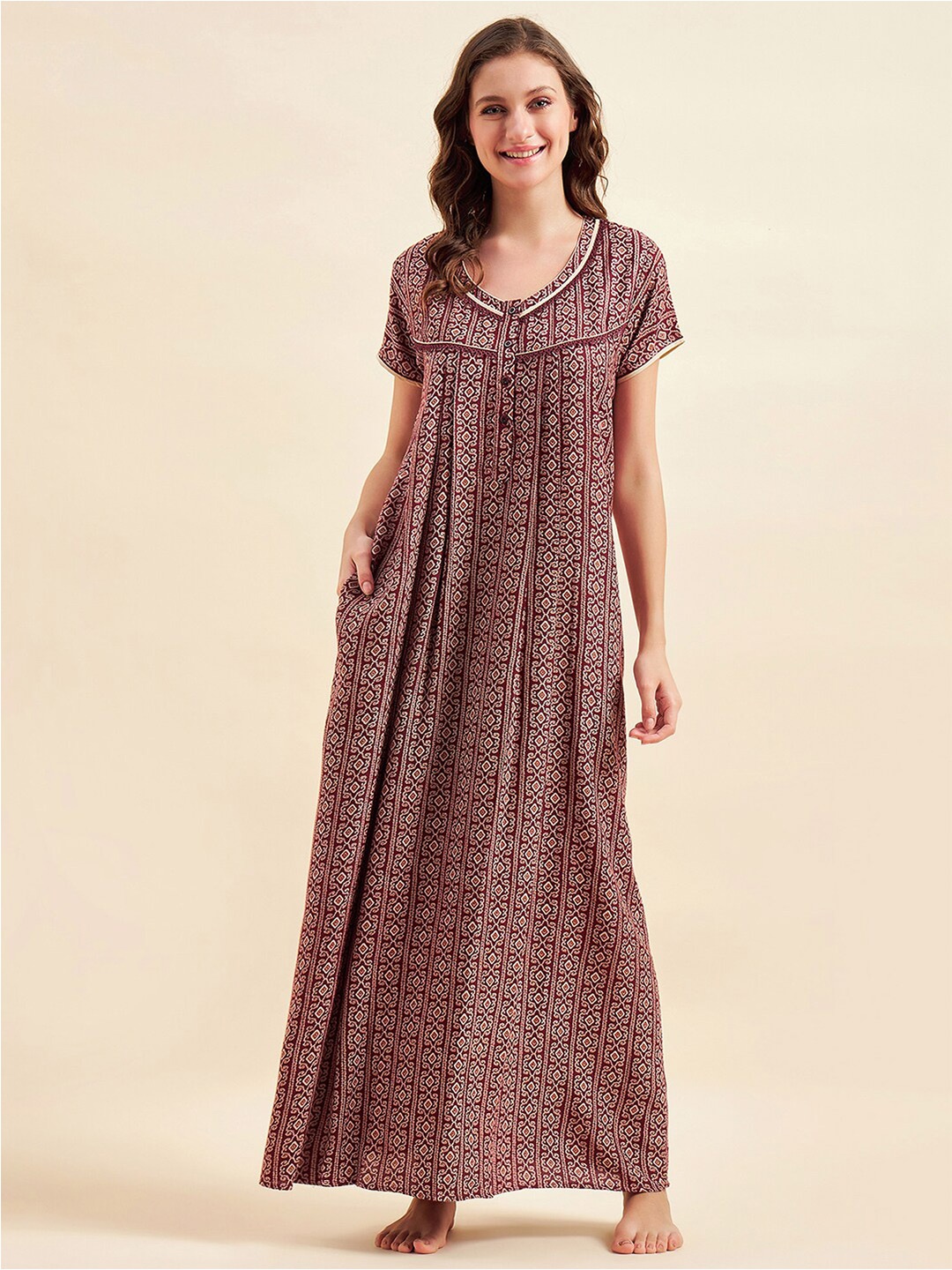 

Sweet Dreams Maroon Ethnic Motifs Printed Pure Cotton Maxi Nightdress