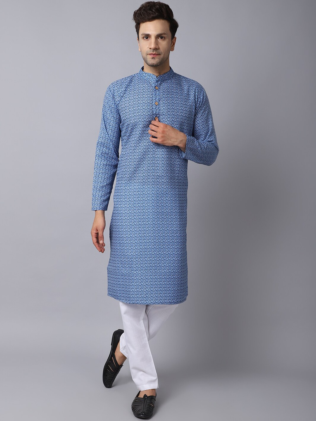 

Murta Trends Mandarin Collar Geometeric Printed Straight Kurta with Pyjamas, Blue