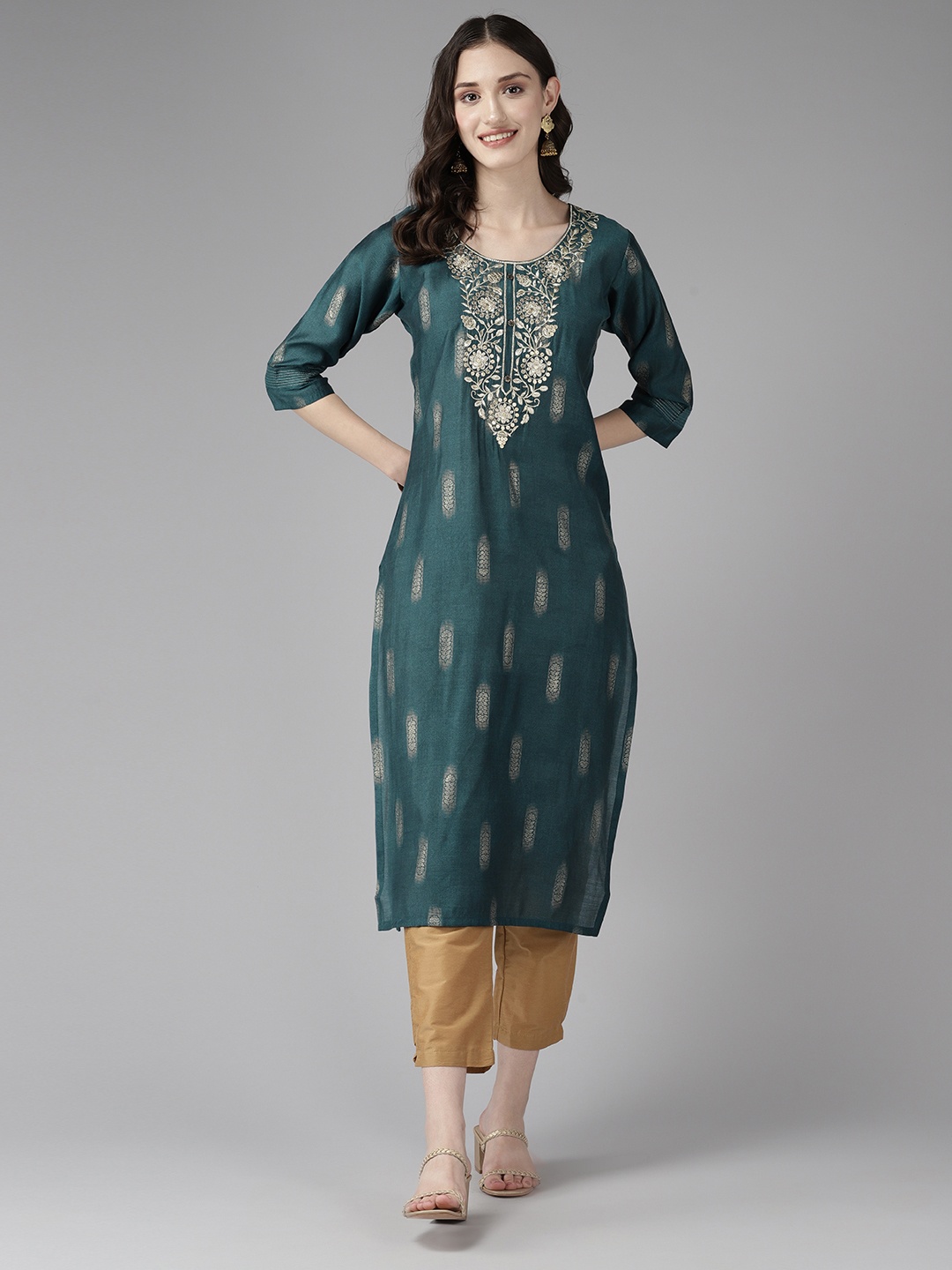 

Aarik Floral Embroidered Mirror Work Kurta, Blue