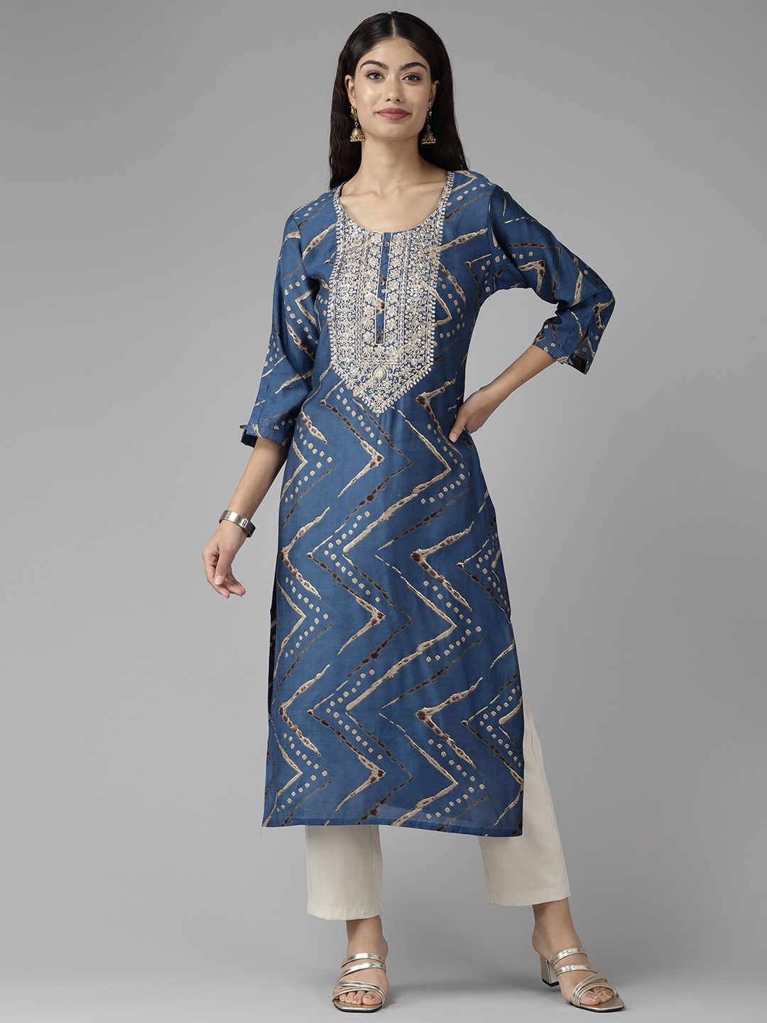 

Aarika Bandhani Zari Embroidered Kurta, Blue