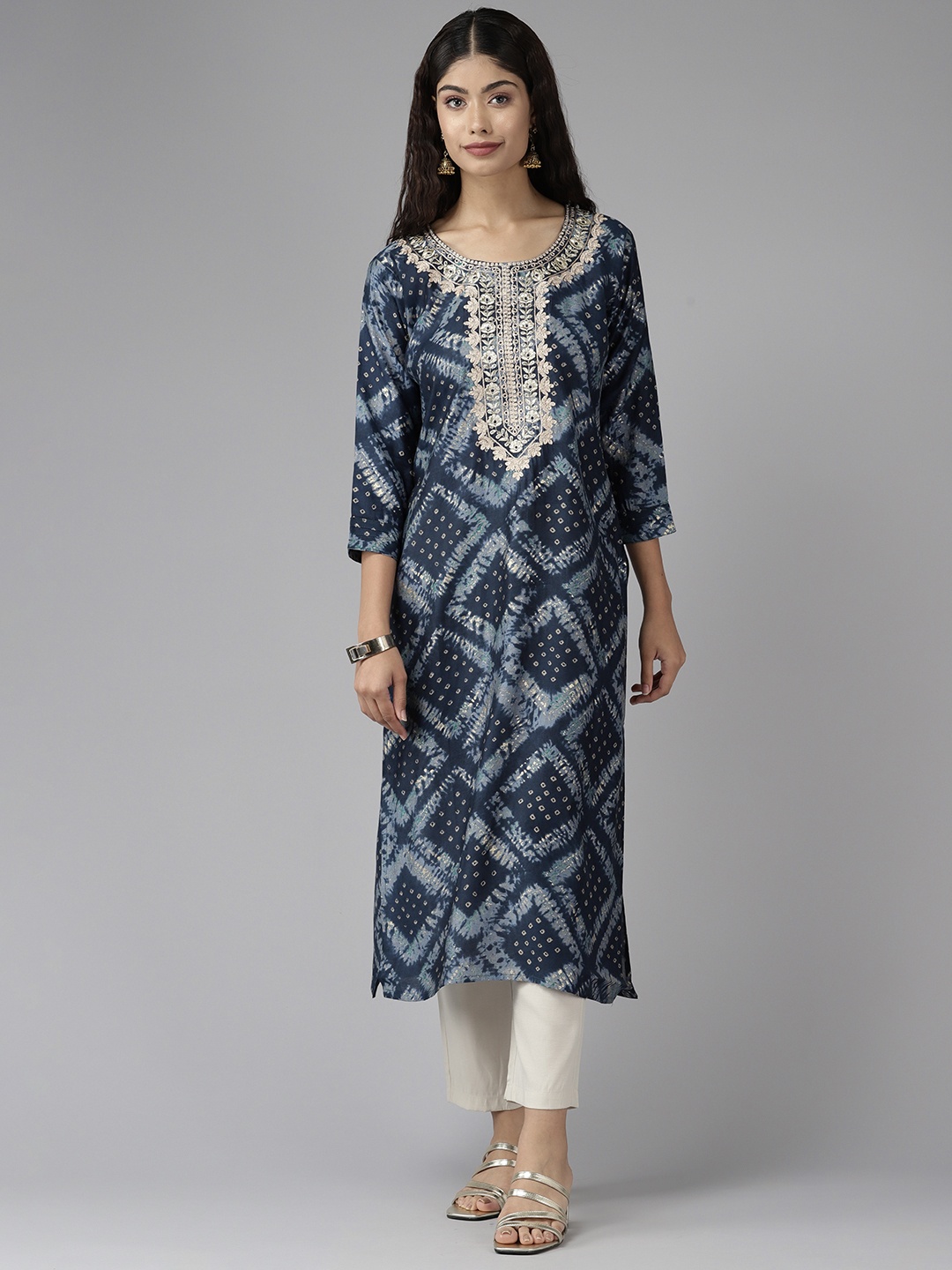 

Aarika Bandhani Zari Embroidered Kurta, Blue