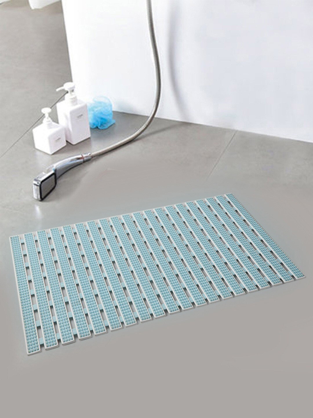 

FABINALIV Blue & Grey Striped Anti-Skid Shower Mat With Suction Cups