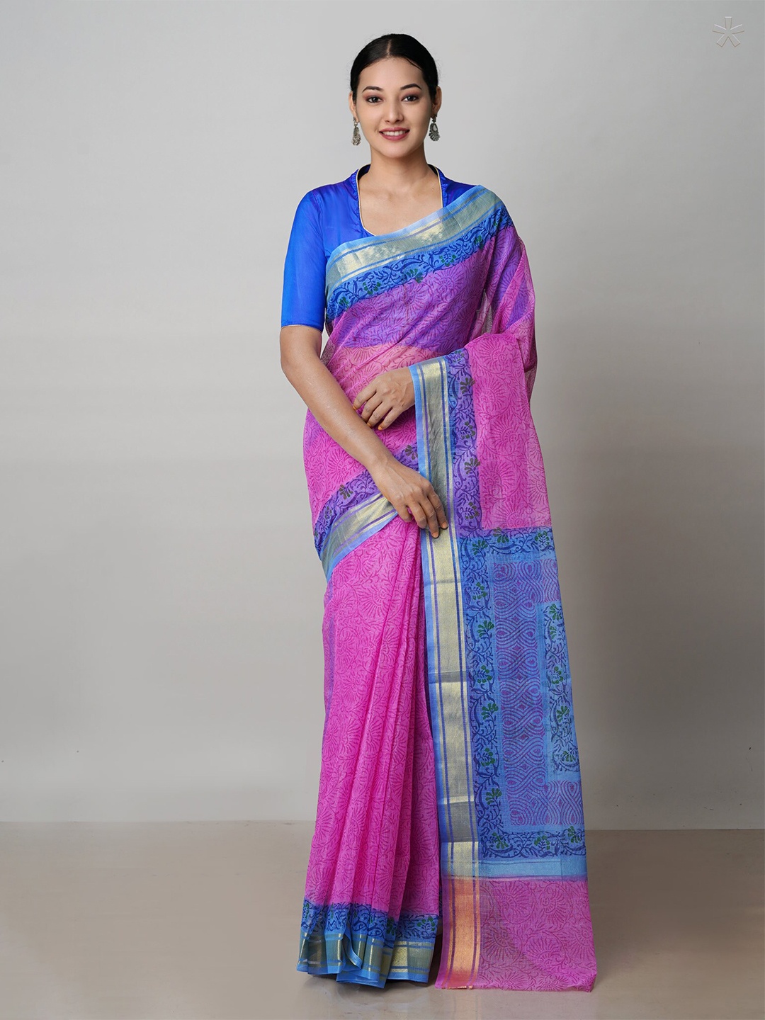 

Unnati Silks Pink & Blue Ethnic Motifs Zari Pure Cotton Handloom Kota Saree