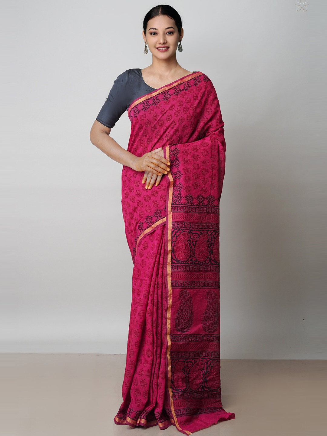 

Unnati Silks Ethnic Motifs Printed Zari Chanderi Saree, Pink
