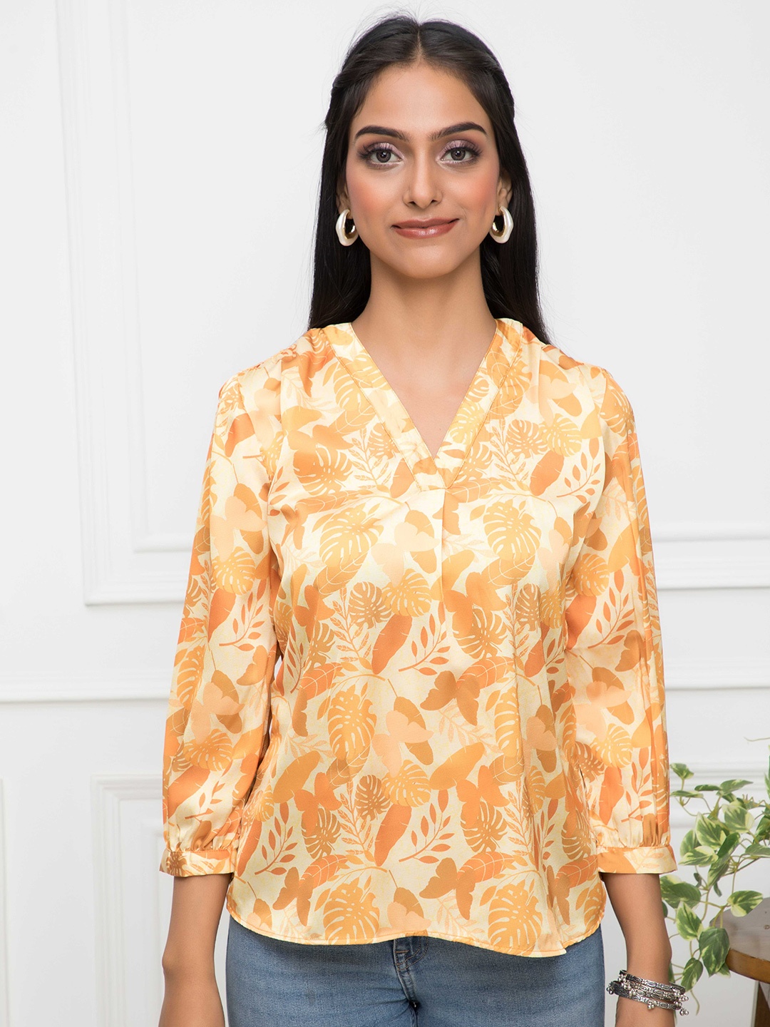 

Myshka Floral Printed V-Neck Regular Top, Mustard