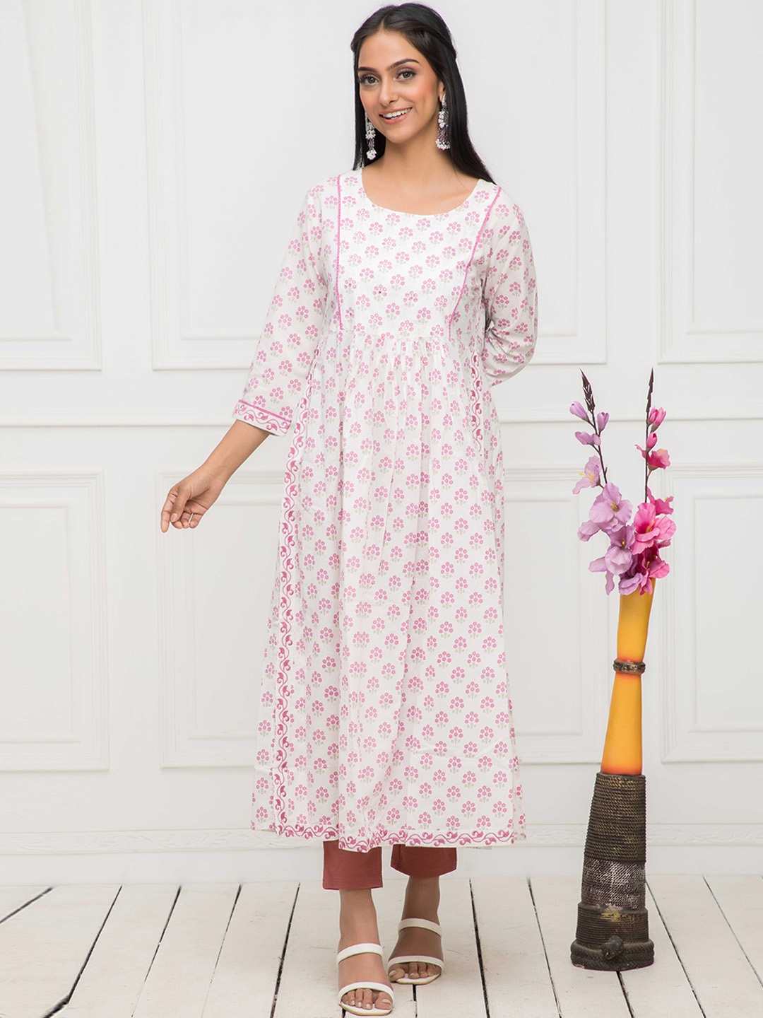 

Myshka Floral Printed Pleated A-Line Kurta, White