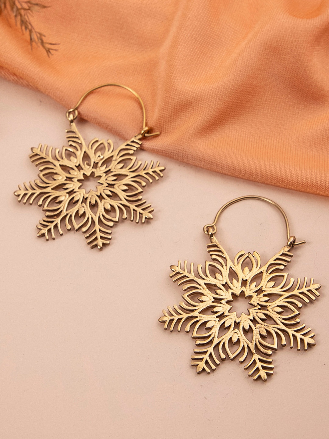 

Studio One Love Brass-Plated Contemporary Drop Earrings, Gold