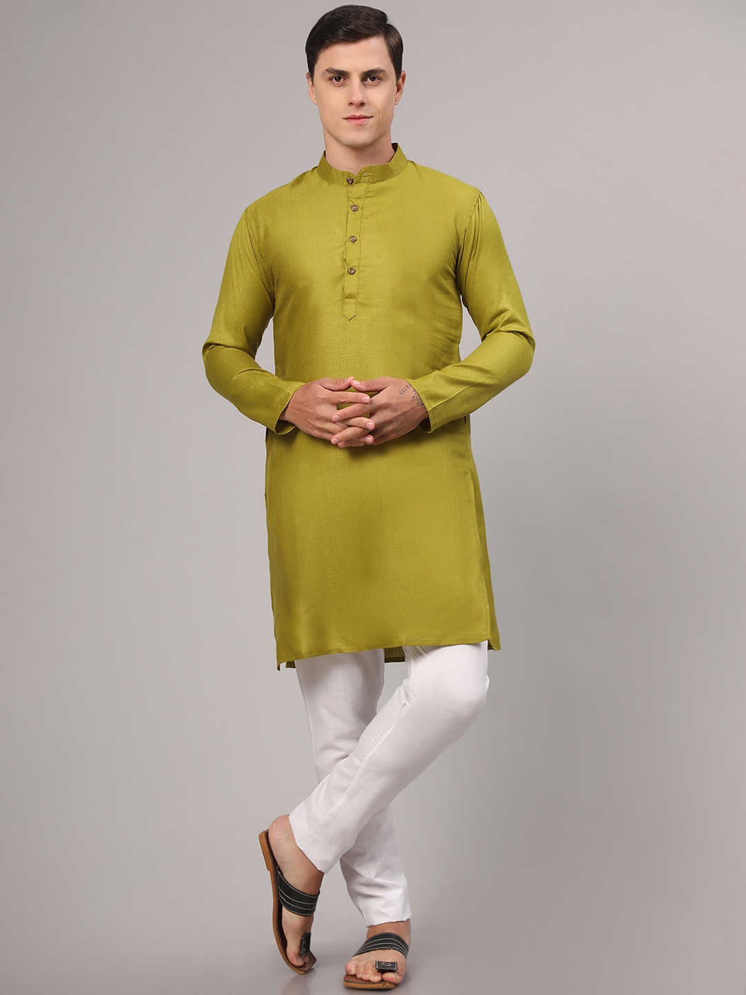 

Murta Trends Geometric Woven Design Kurta With Pyjamas, Olive