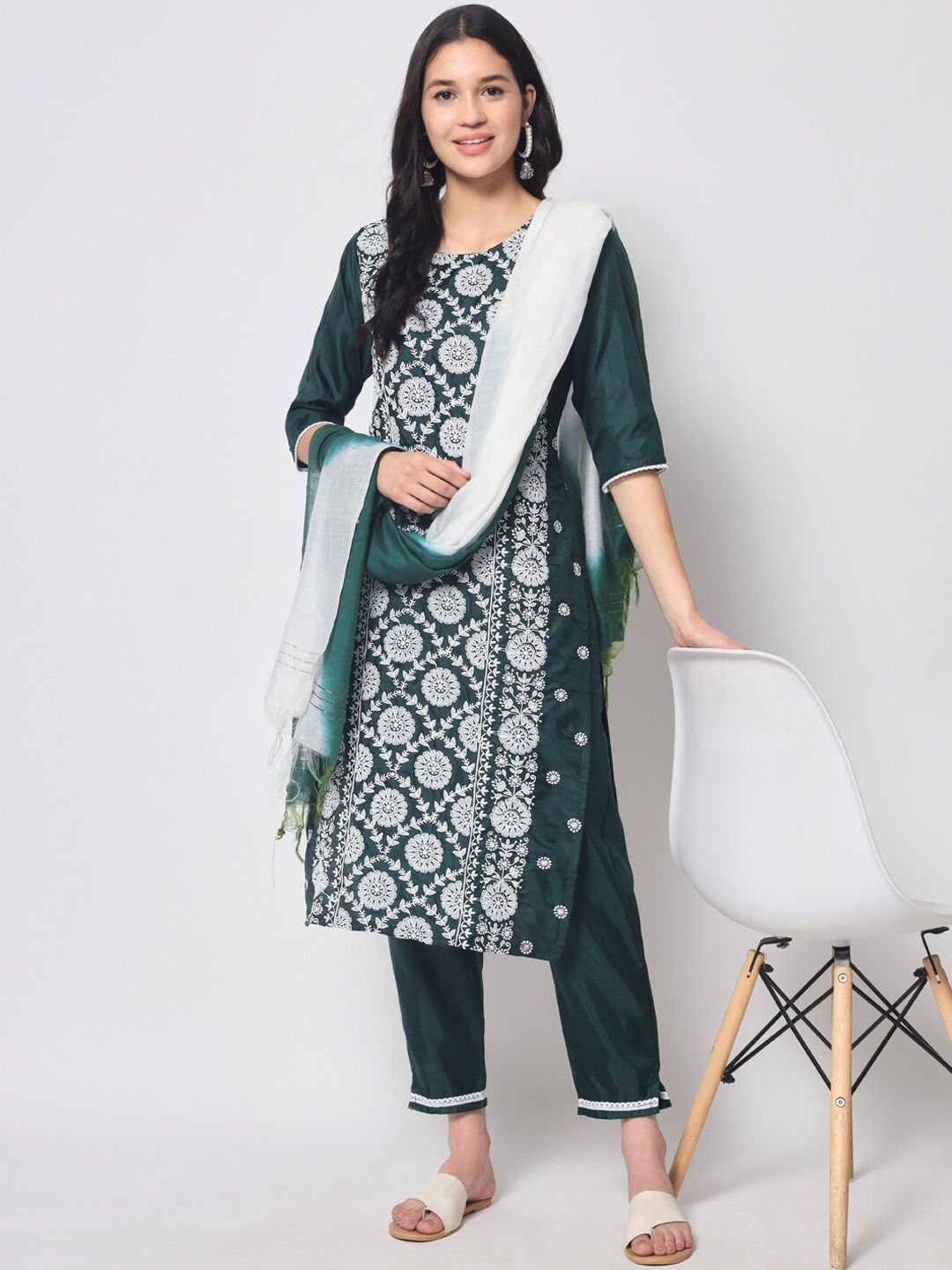 

KALINI Floral Embroidered Kurta with Trousers & With Dupatta, Green