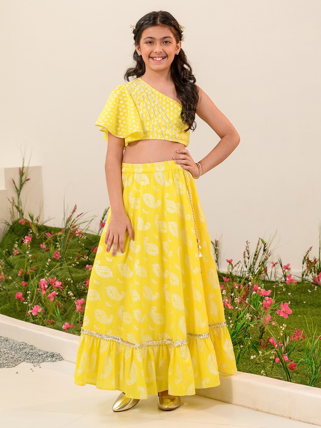 

pspeaches Girls Printed With Gotta Patti Ready to Wear Lehenga & Choli, Yellow