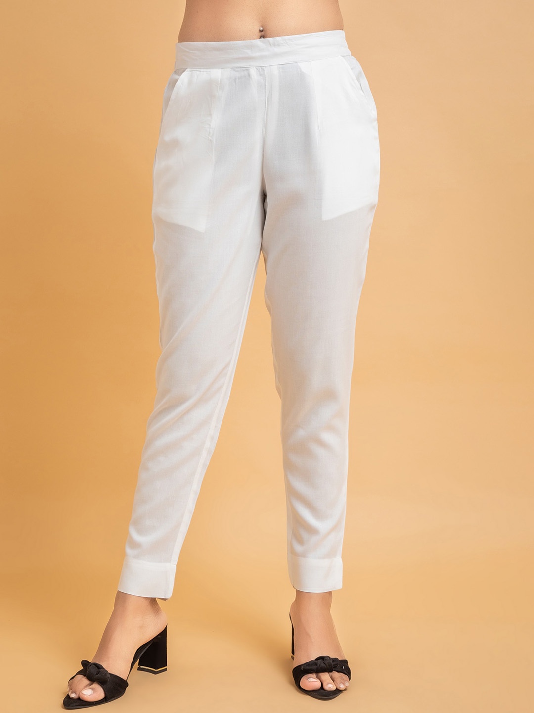 

SUTI Women Slim Fit Mid-Rise Cotton Cigarette Trousers, White