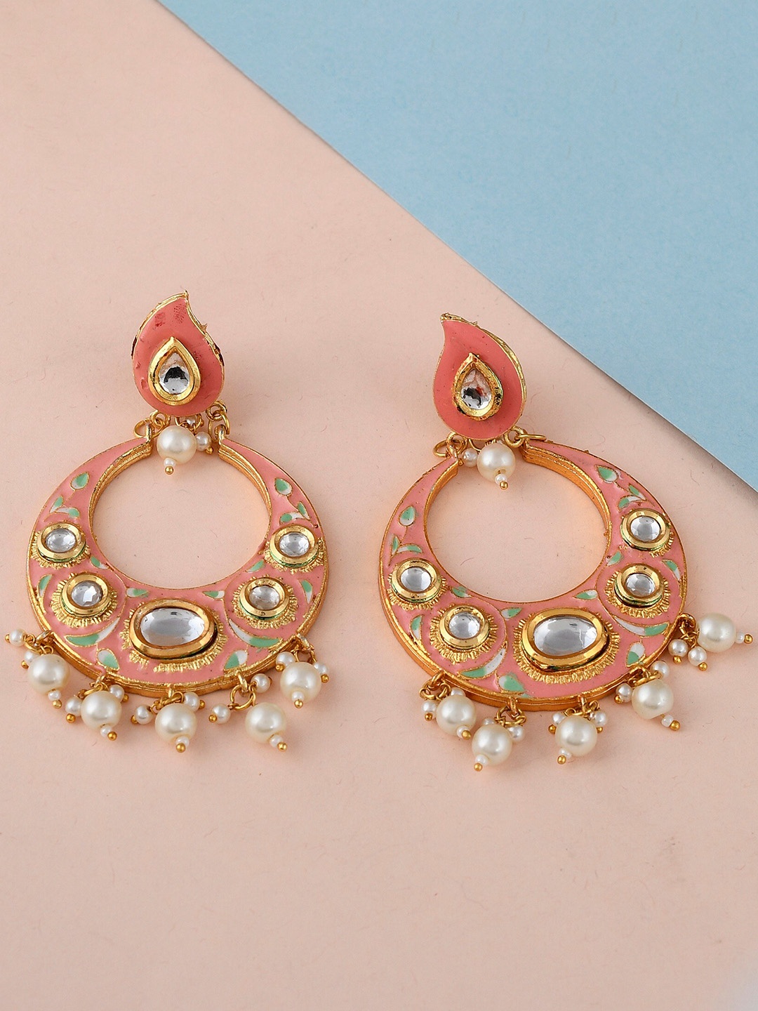 

DASTOOR Brass-Plated Contemporary Kundan Studded Drop Earrings, Gold