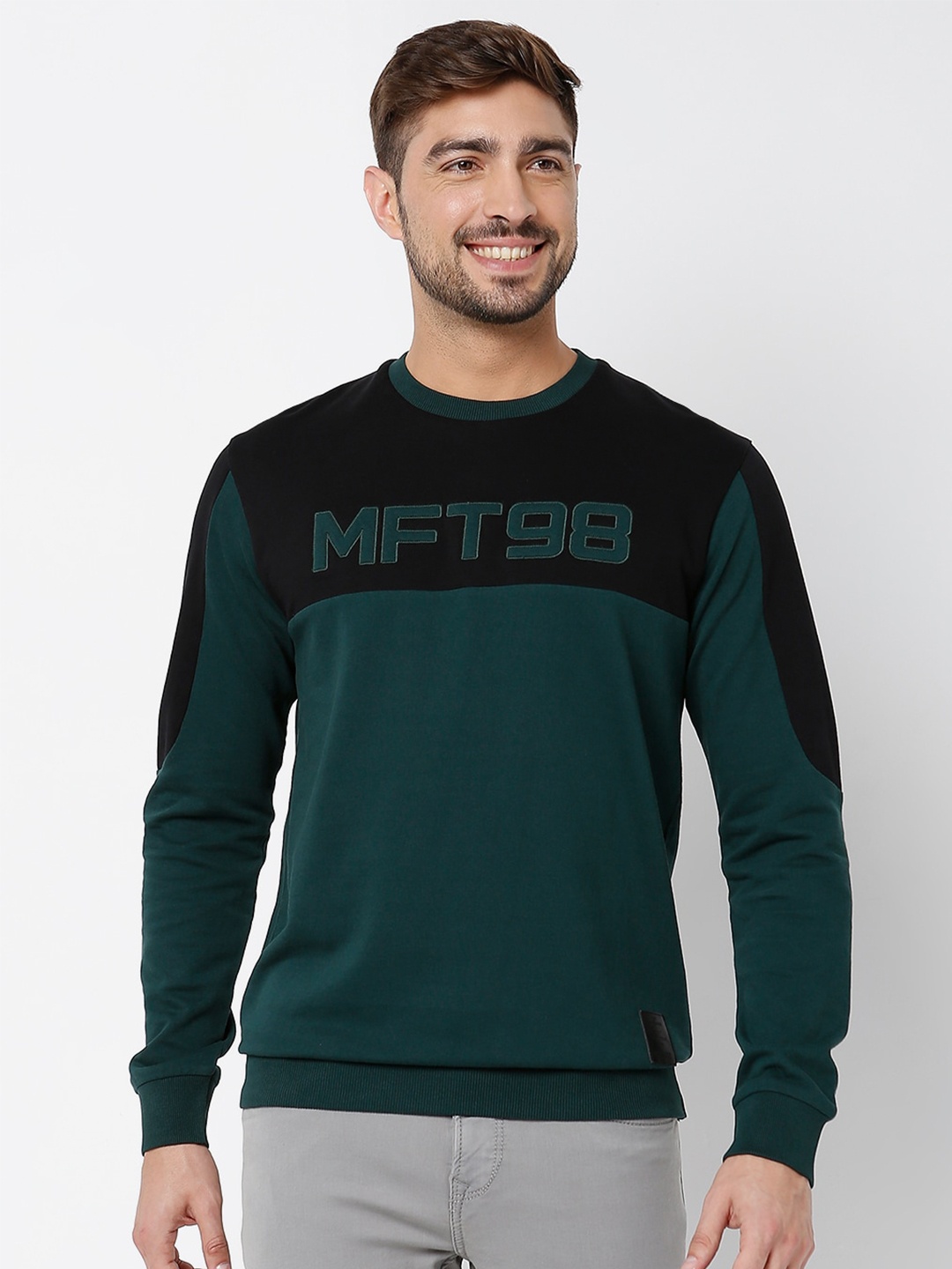 

Mufti Colourblocked Cotton Pullover Sweatshirt, Green