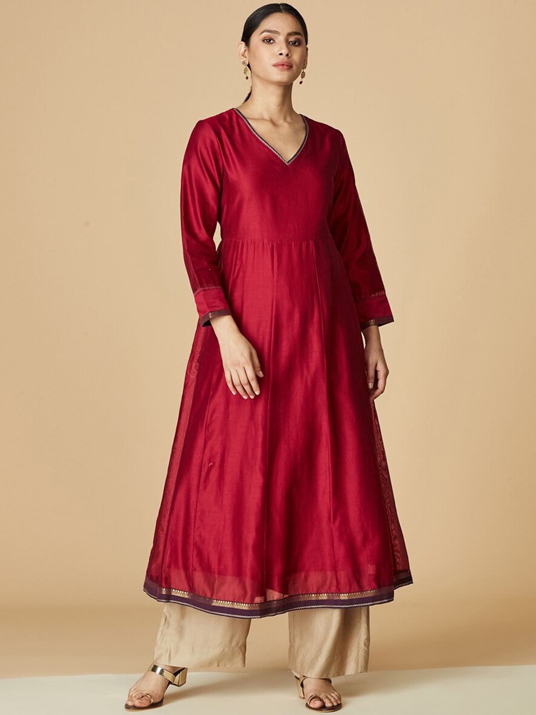 

Fabindia V-Neck Cotton Silk Anarkali Kurta, Maroon