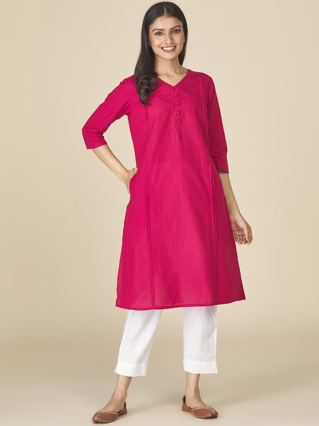

Fabindia FabBasic V-Neck Panelled A-Line Cotton Kurta, Fuchsia