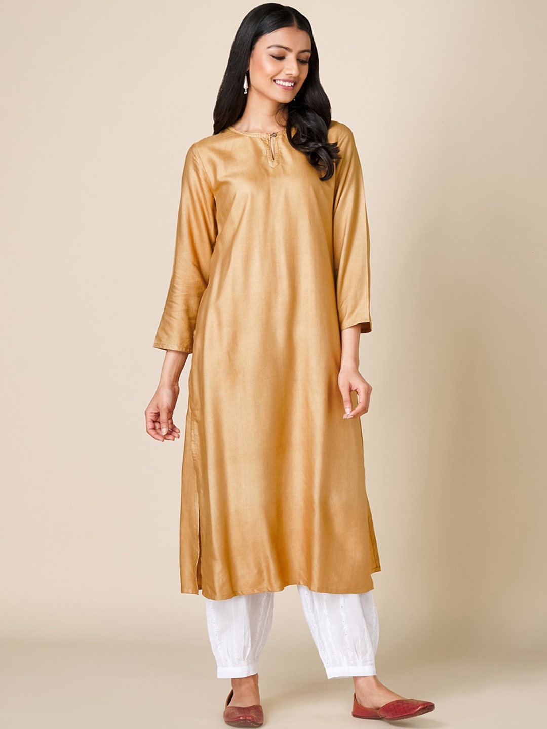 

Fabindia Keyhole Neck Straight Kurta, Gold