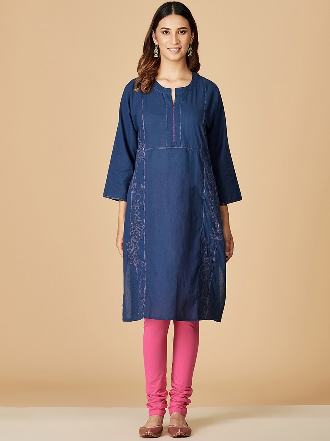 

Fabindia Embroidered Cotton Straigt Kurta, Blue