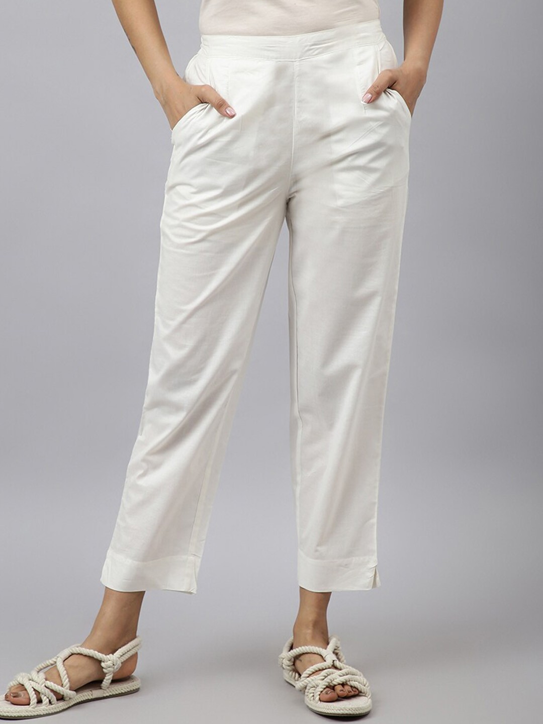 

Fabindia Women Mid Rise Plain Knitted Cotton Cropped Trousers, White