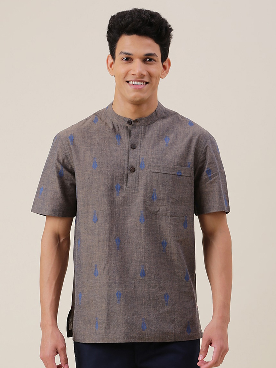 

Fabindia Mandarin Collar Opaque Cotton Casual Shirt, Grey