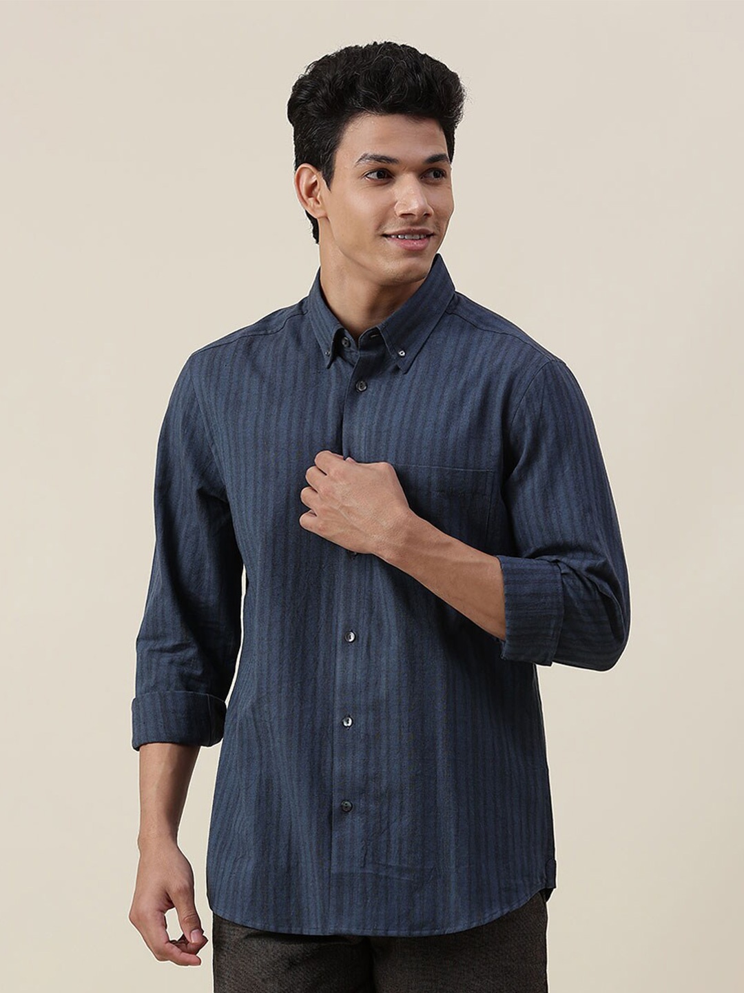 

Fabindia Vertical Striped Slim Fit Cotton Casual Shirt, Navy blue
