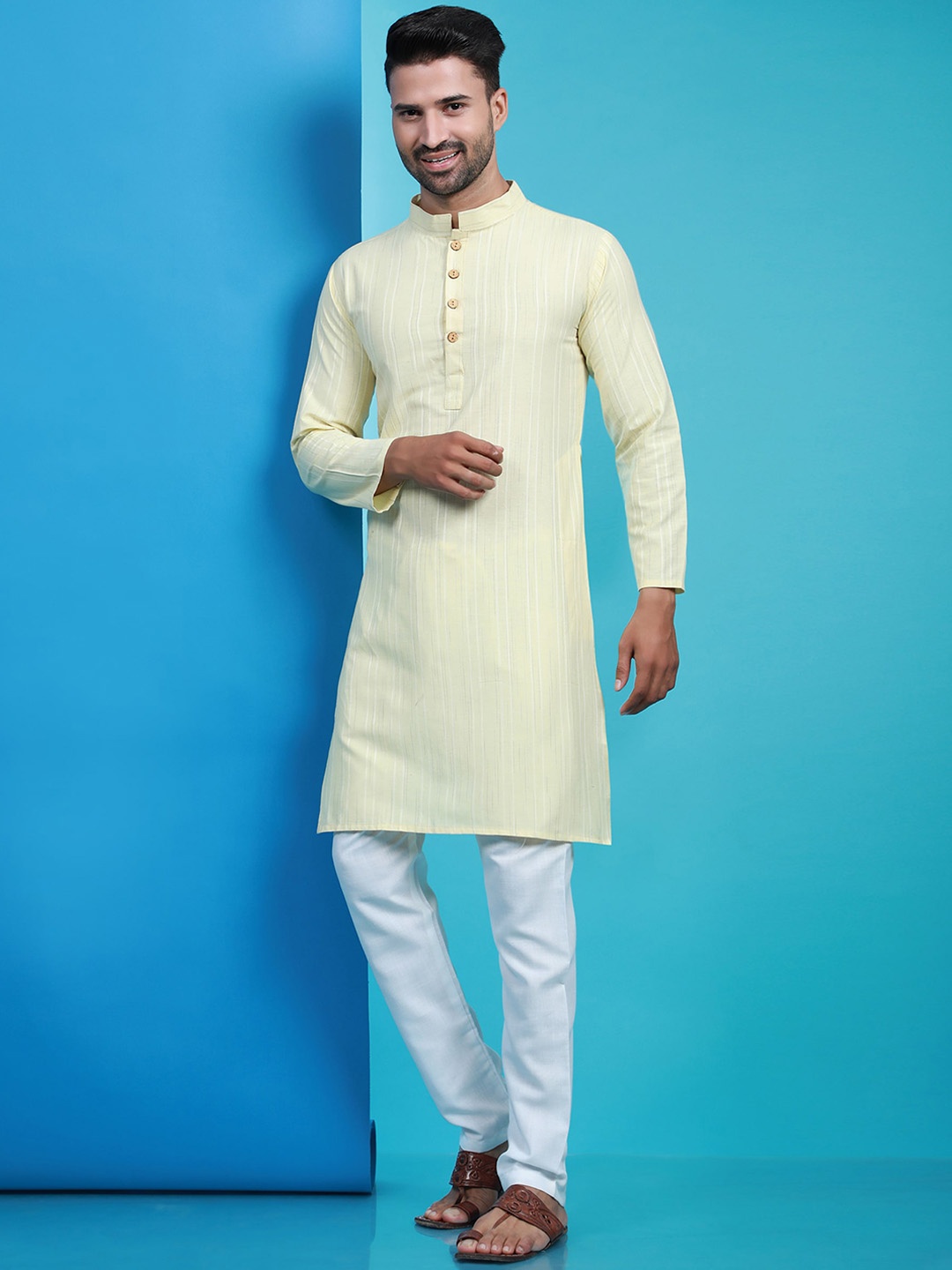 

Murta Trends Striped Regular Kurta With Pyjamas, Yellow