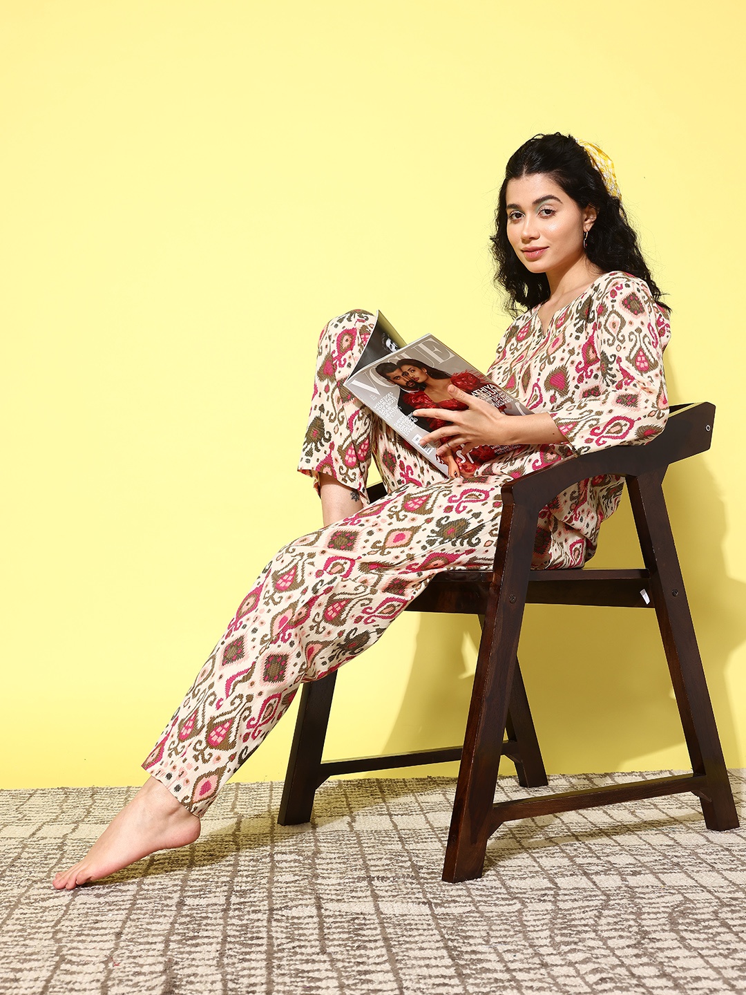 

MBeautiful Women Beige & Pink Ikat Printed Organic Cotton Night Suit