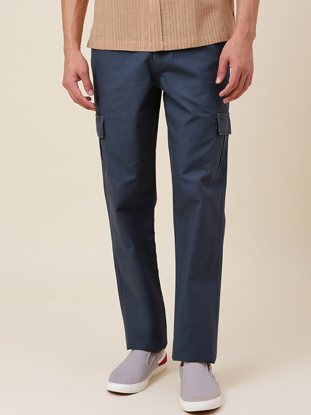 

Fabindia Men Straight Fit Cotton Cargos Trousers, Navy blue