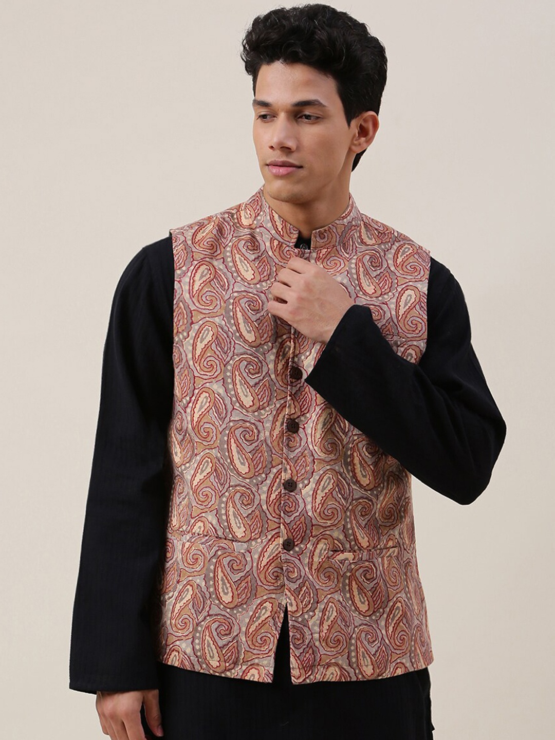 

Fabindia Paisley Printed Pure Cotton Nehru Jacket, Beige