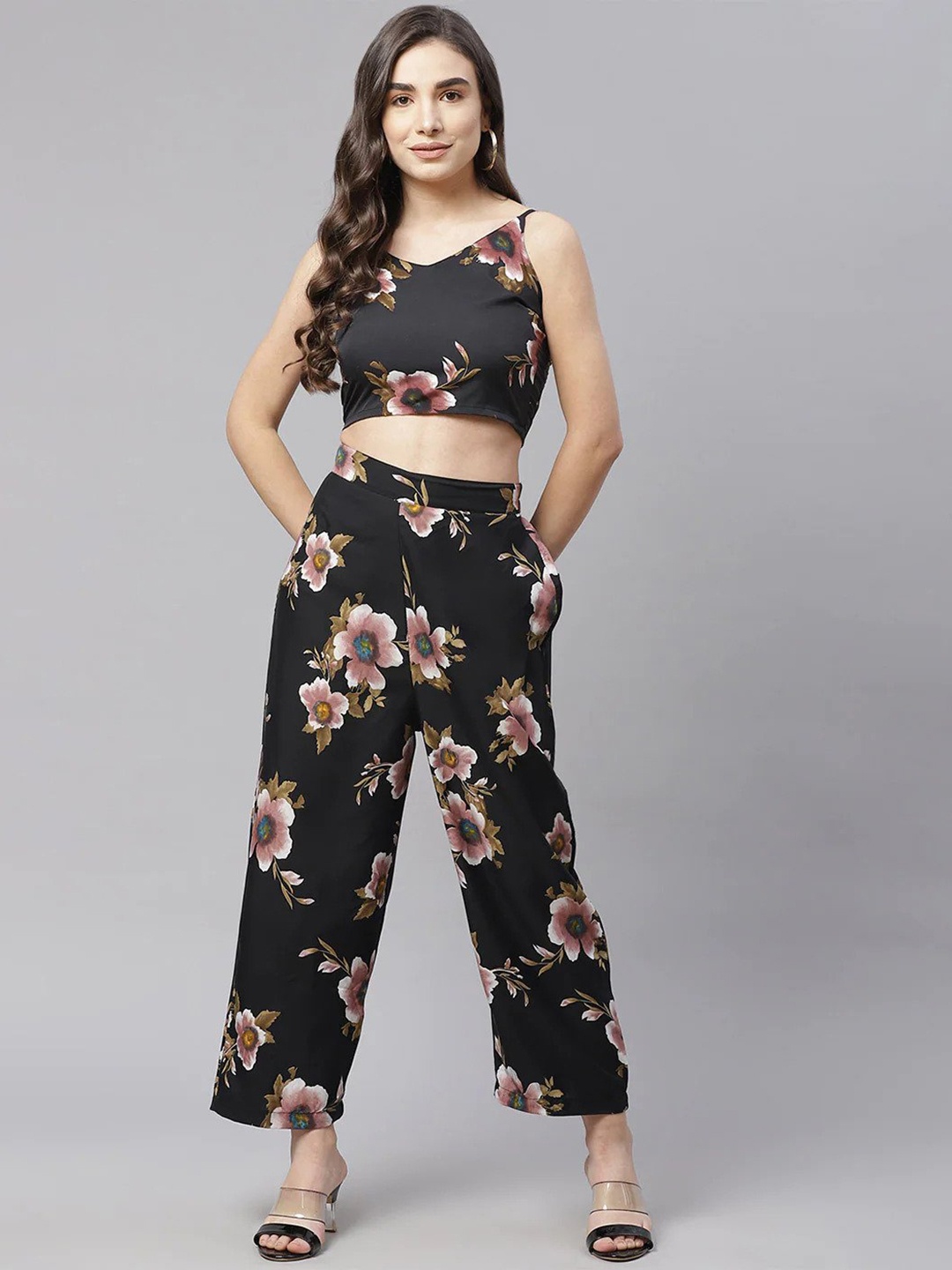 

Sleek Italia Floral Printed Top & Trouser Co-Ord, Black