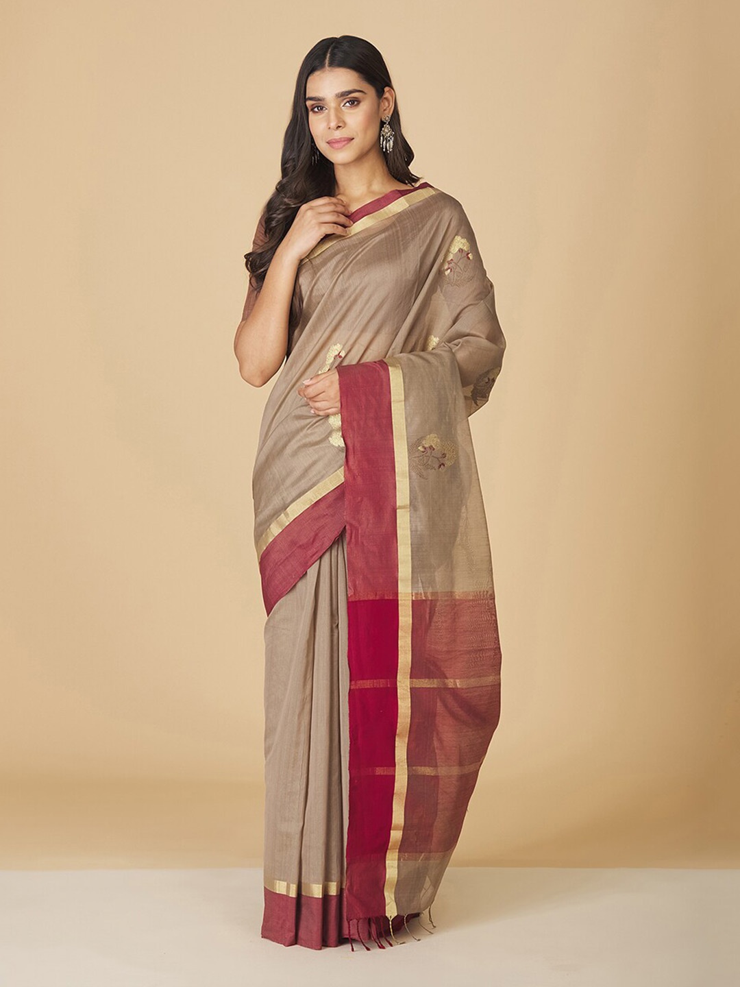 

Fabindia Floral Woven Design Zari Silk Cotton Chanderi Saree, Grey