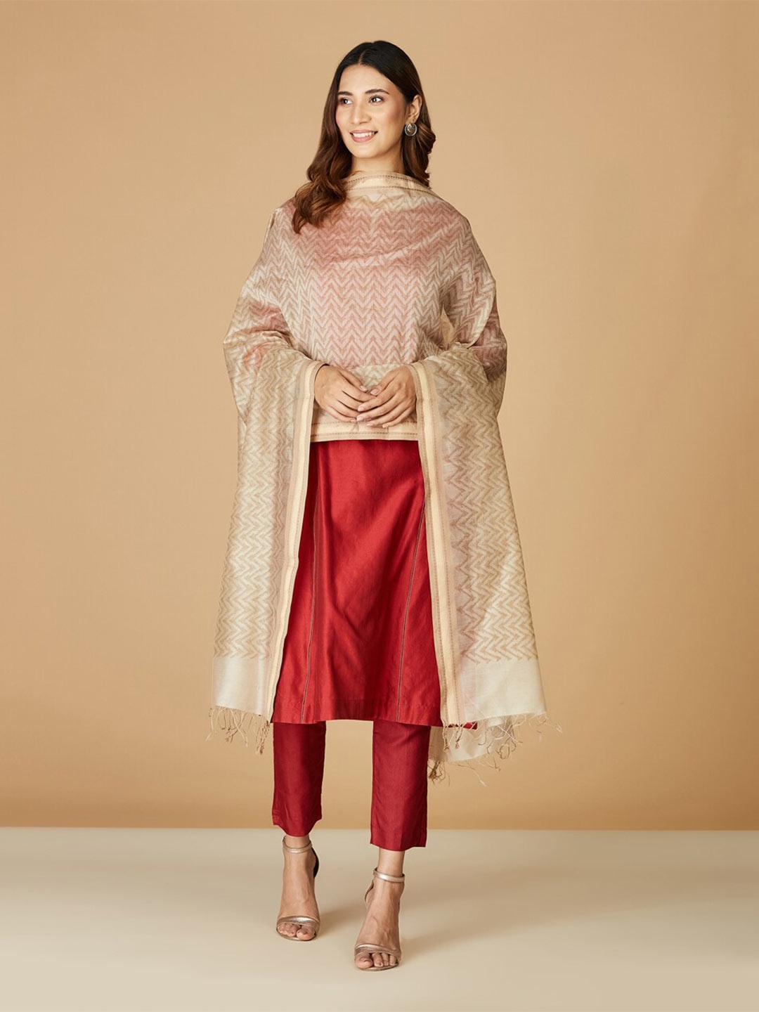 

Fabindia Geometric Printed Cotton Silk Dupatta, Beige