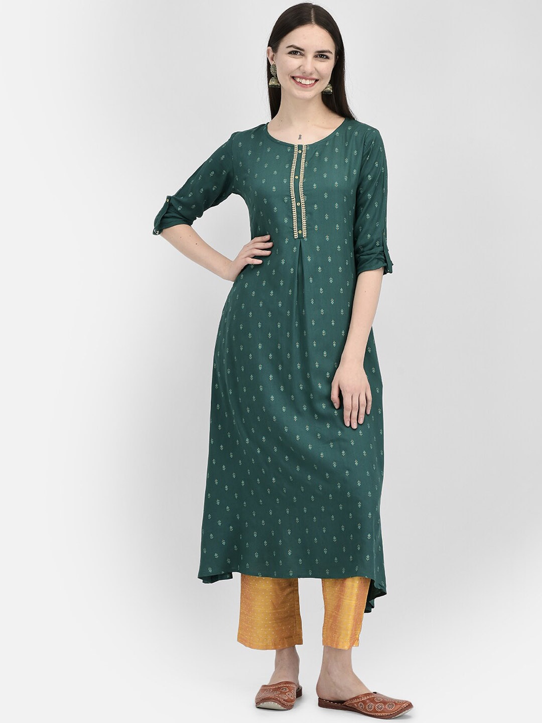 

Span Women Geometric Flared Sleeves A-Line Kurta, Green