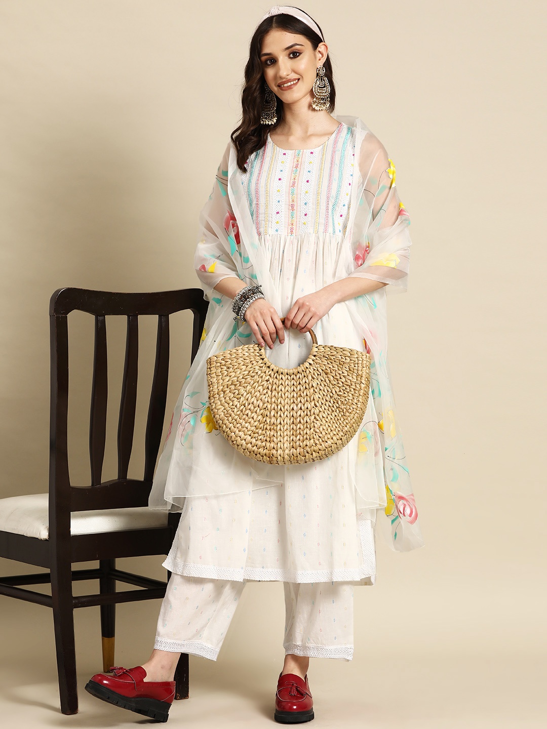 

Sangria Women Embroidered Thread Work Pure Cotton Kurta with Palazzos & With Dupatta, White