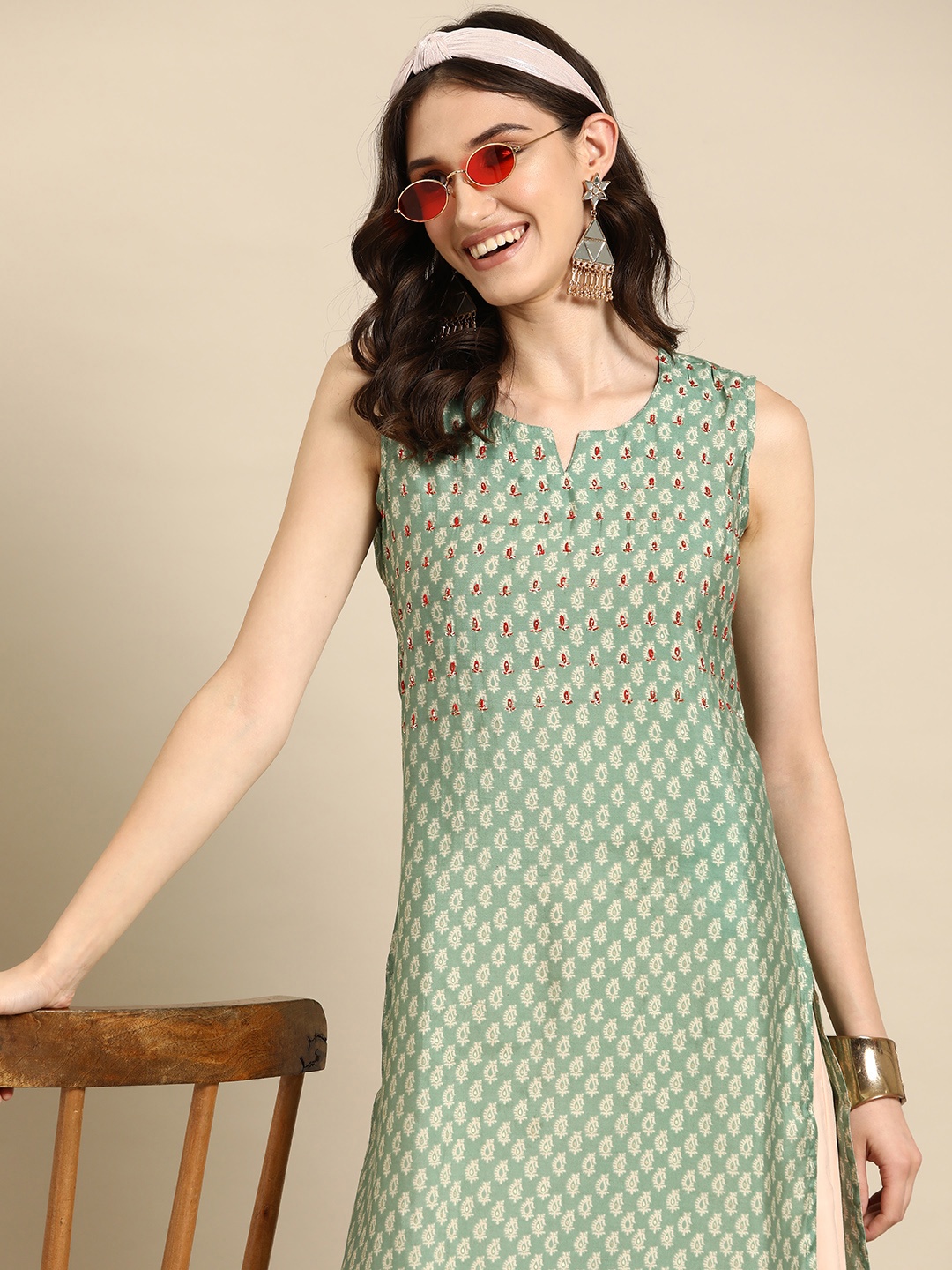 

Sangria Women Ethnic Motifs Printed Thread Work Kurta, Green