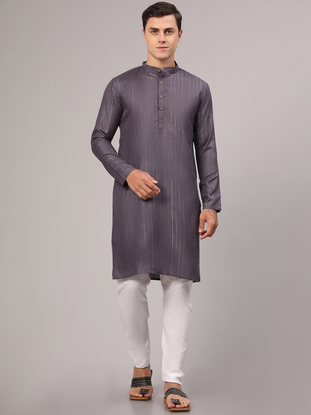 

Murta Trends Band Collar Striped Kurta with Pyjamas, Grey