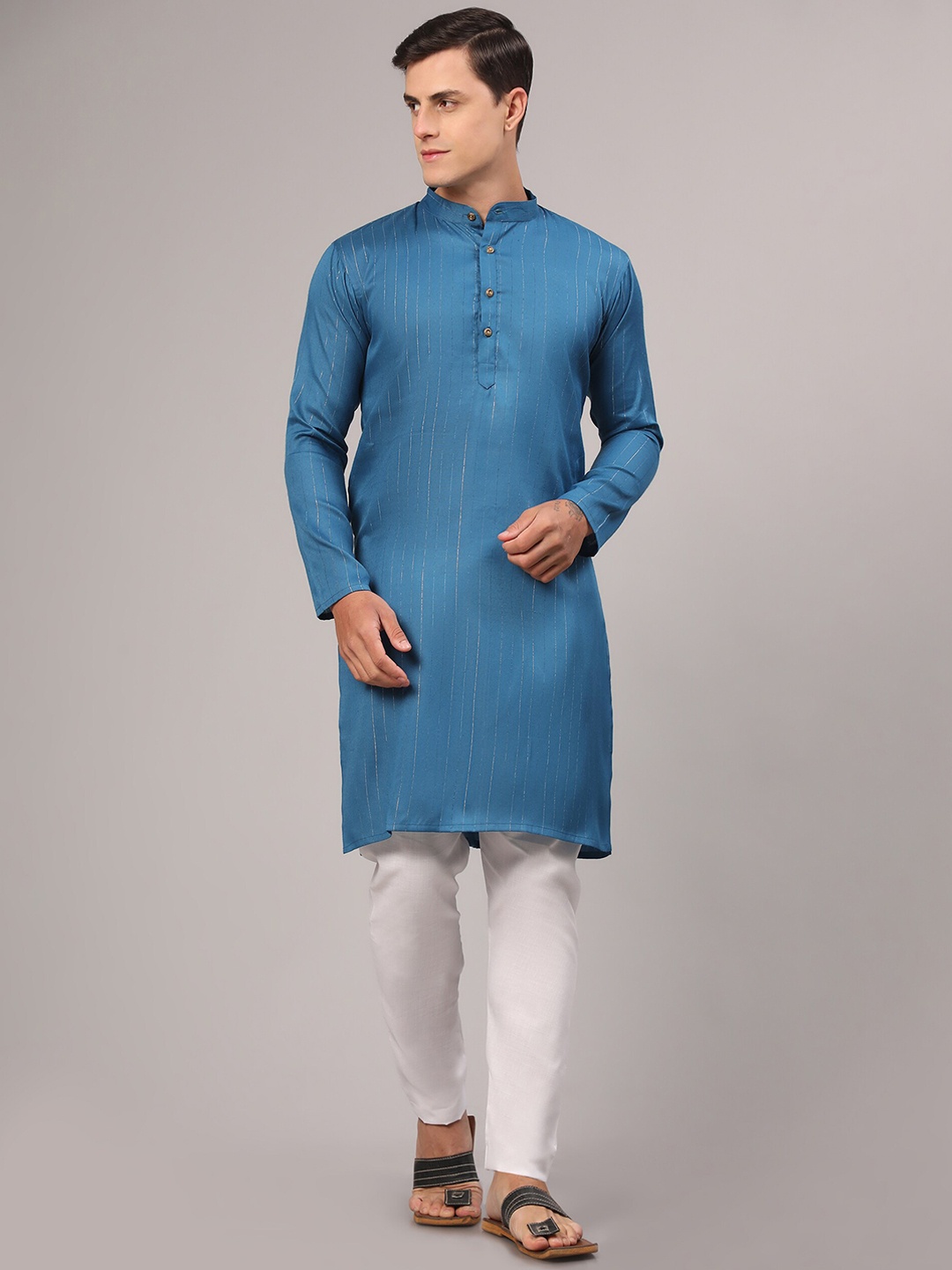 

Murta Trends Band Collar Striped Kurta with Pyjamas, Blue