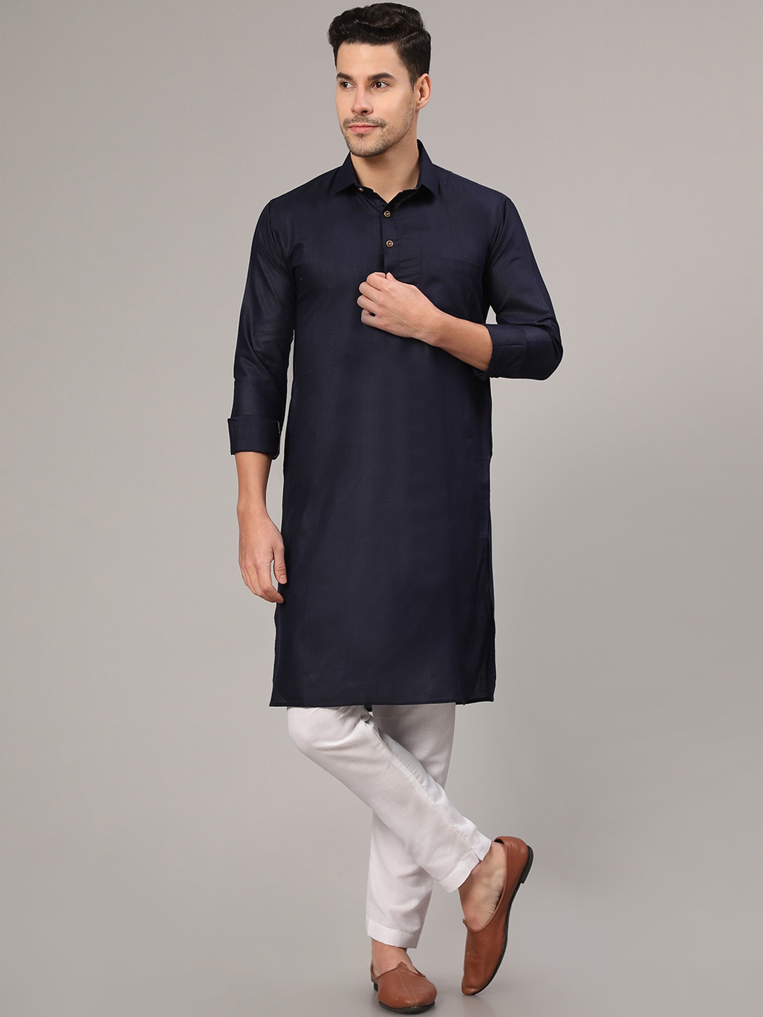 

Murta Trends Shirt Collar Pathani Kurta With Pyjamas, Navy blue