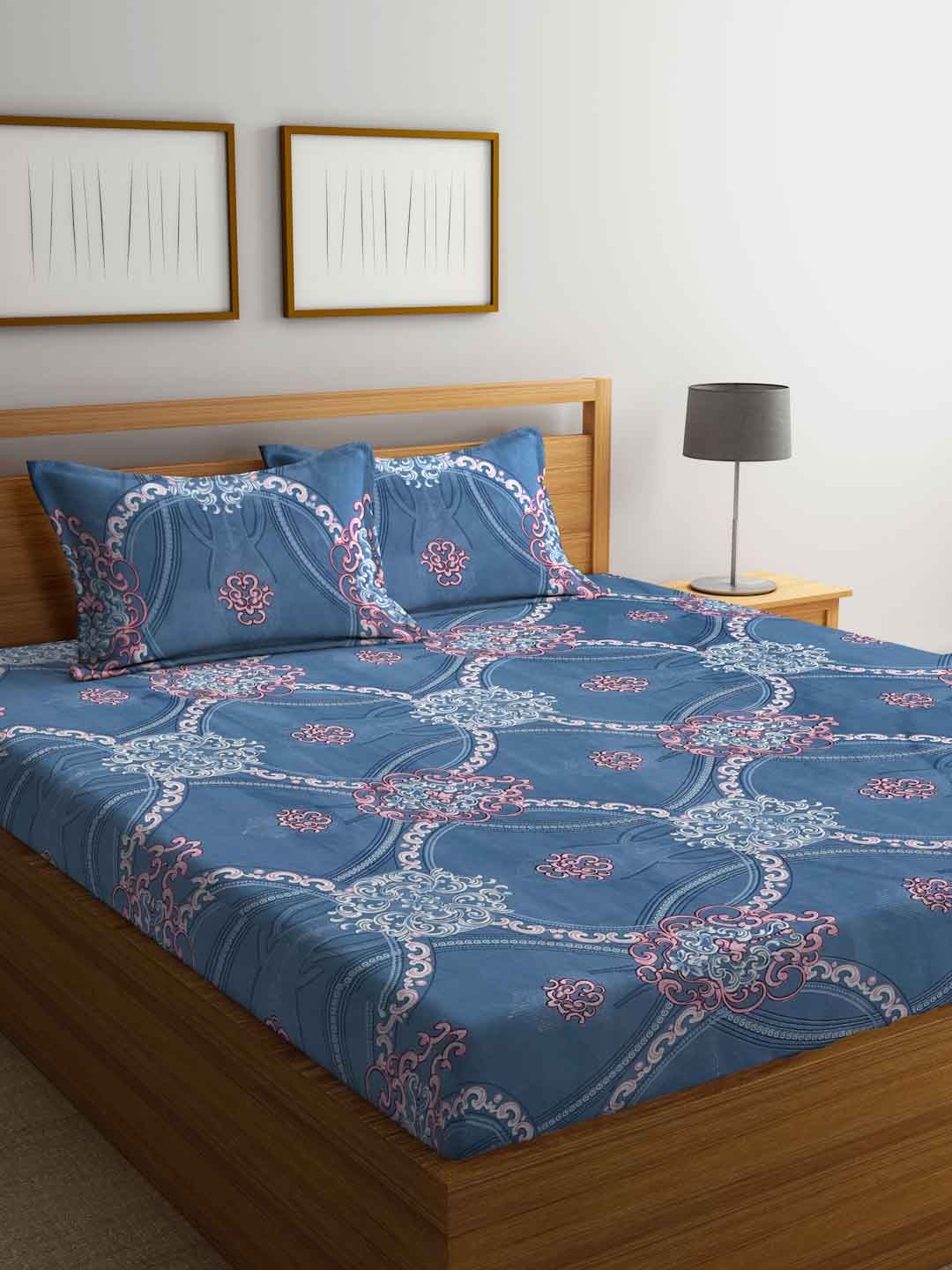 

FABINALIV Blue & White Ethnic Motifs Printed 300 TC Fitted King Bedsheet & 2 Pillow Covers