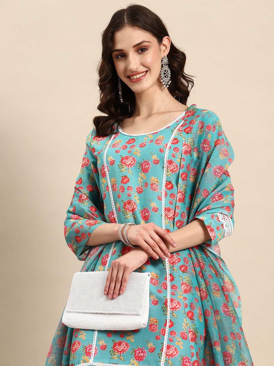 

Sangria Women Floral Printed Regular Kurta with Trousers & With Dupatta, Green