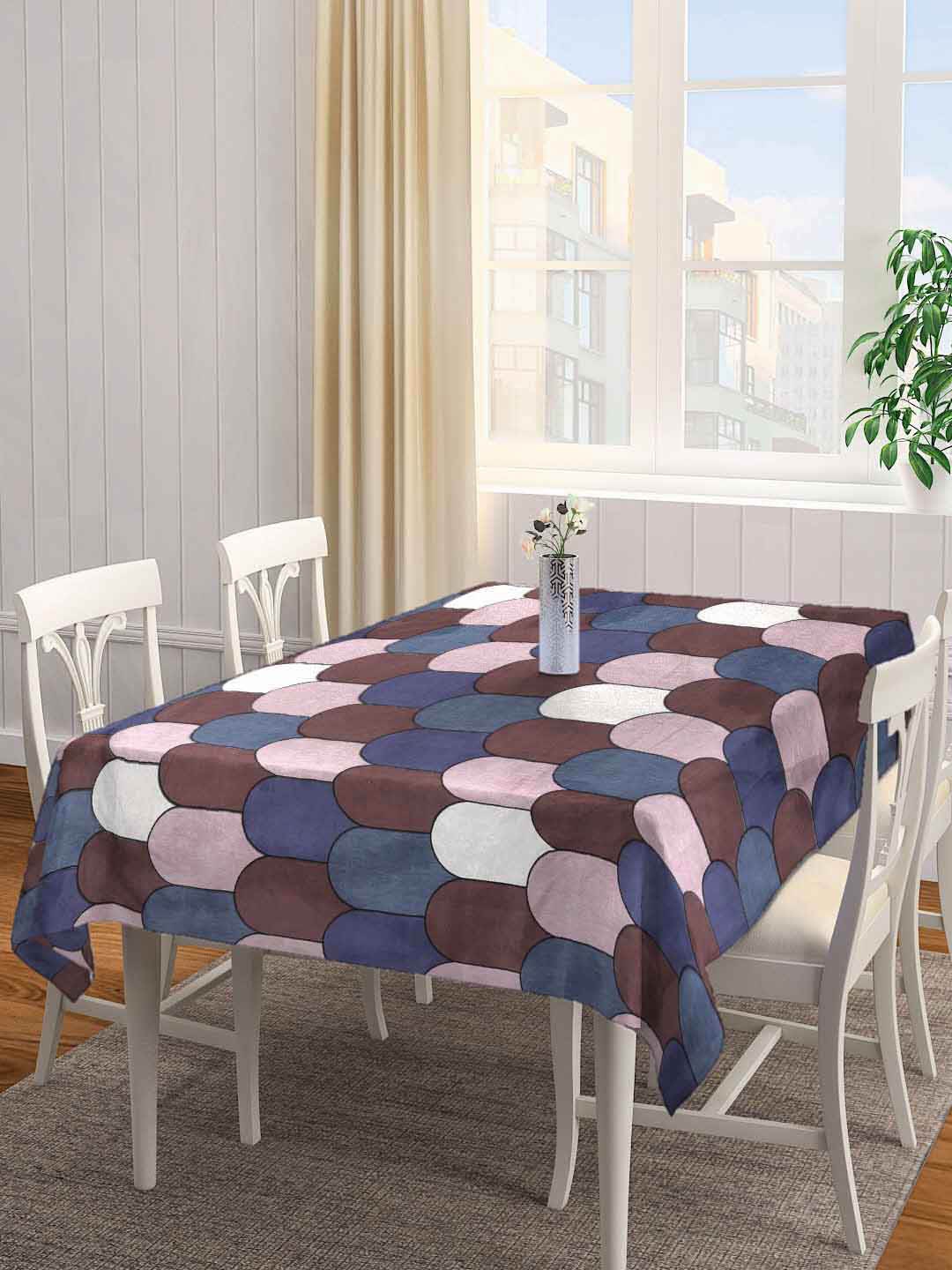 

FABINALIV Blue & Brown Geometric Printed 300TC Rectangular 6-Seater Table Cover