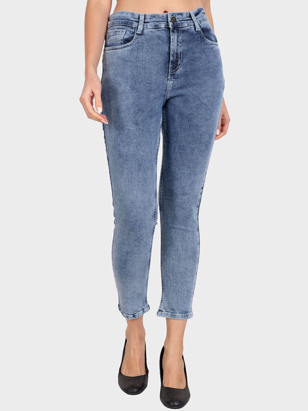 

Roadster Women Skinny Fit Mid-Rise Clean Look Light Fade Denim Jeans, Blue